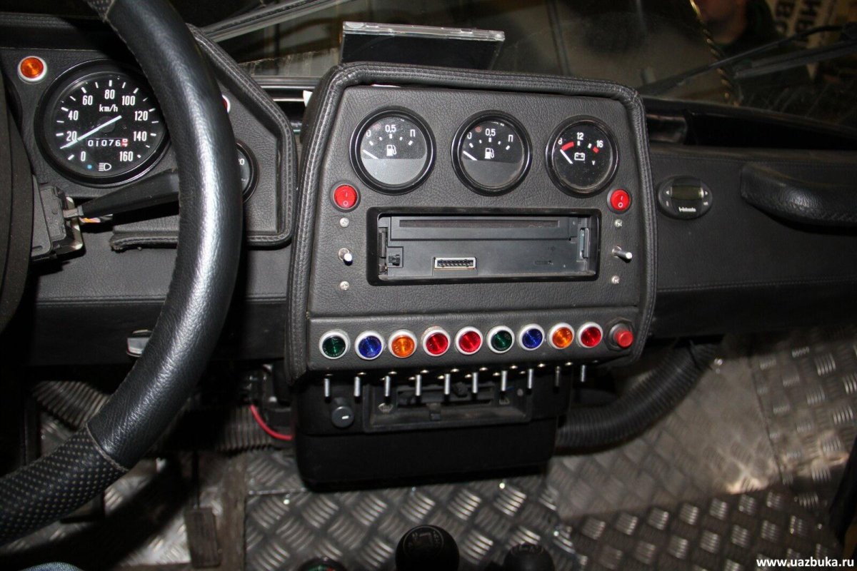 Панель приборов УАЗ 469 Хантер