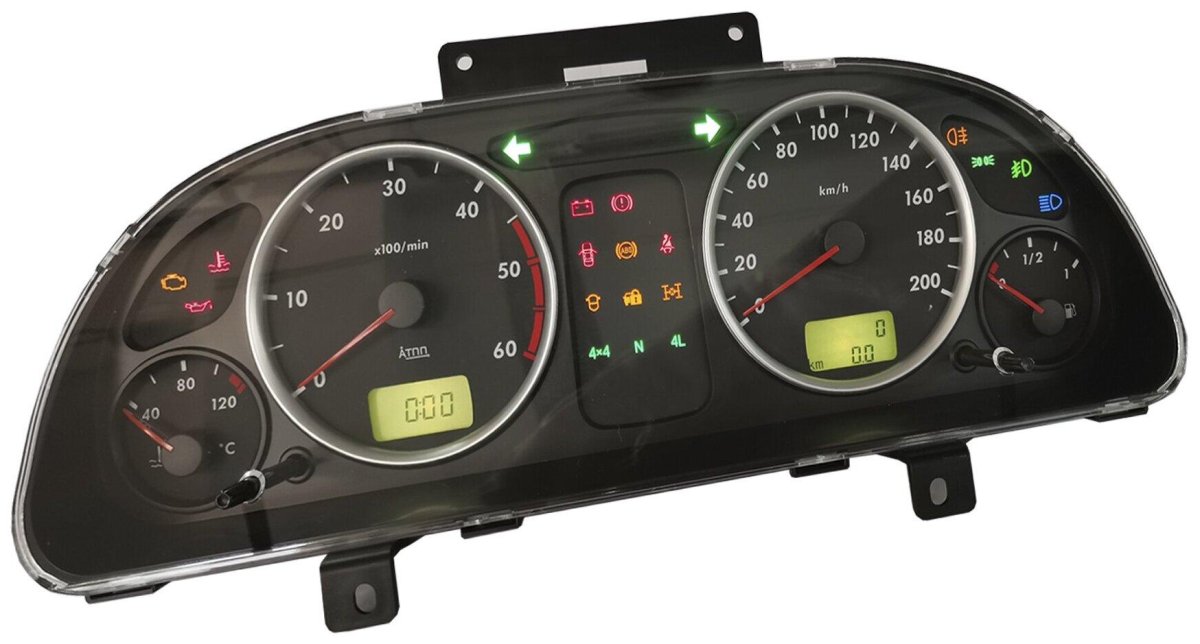 Щиток приборов УАЗ Патриот 2008 года