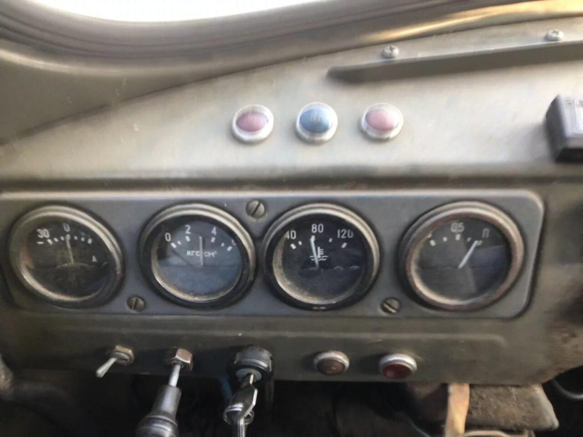 Приборная панель УАЗ 3303
