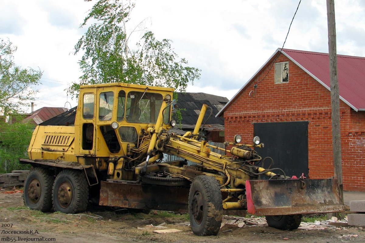 ДЗ-99 автогрейдер