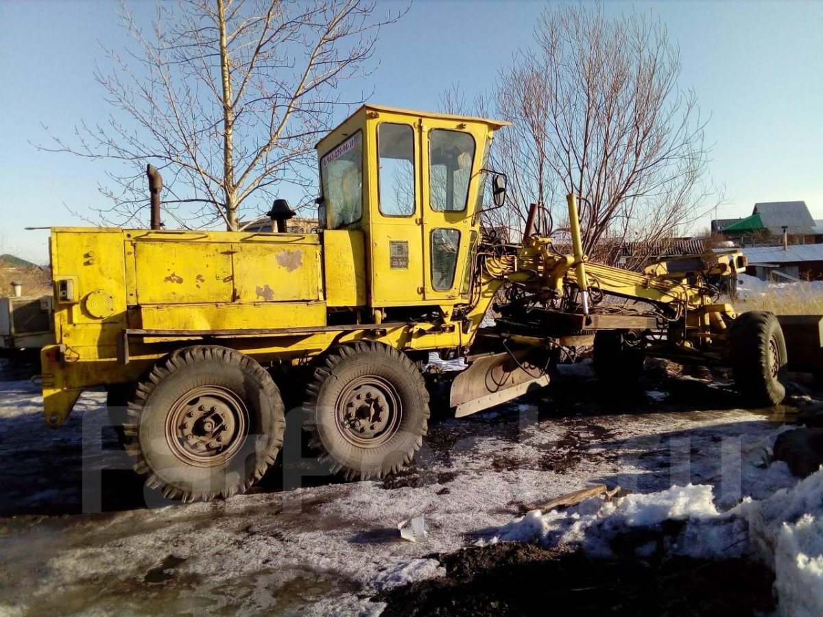 ДЗ-143 автогрейдер