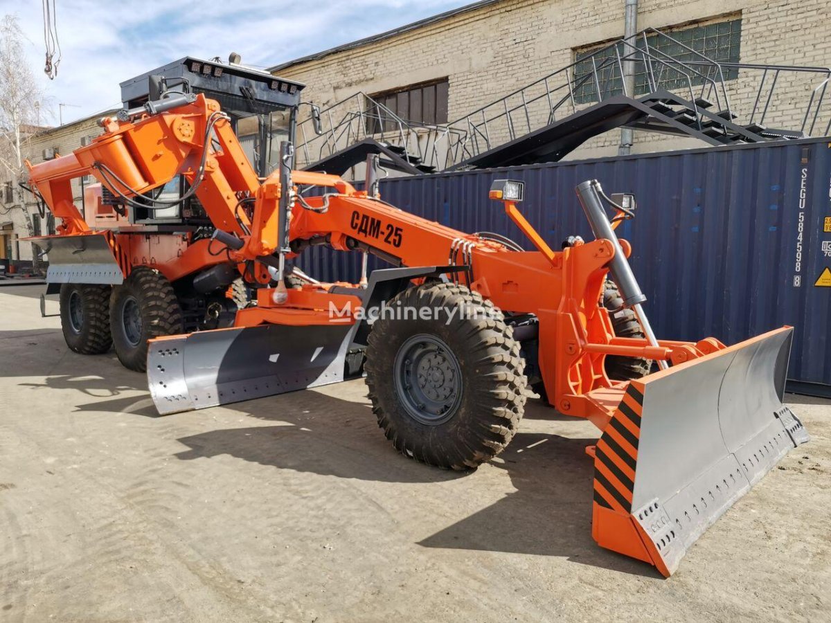 СДМ-25 автогрейдер