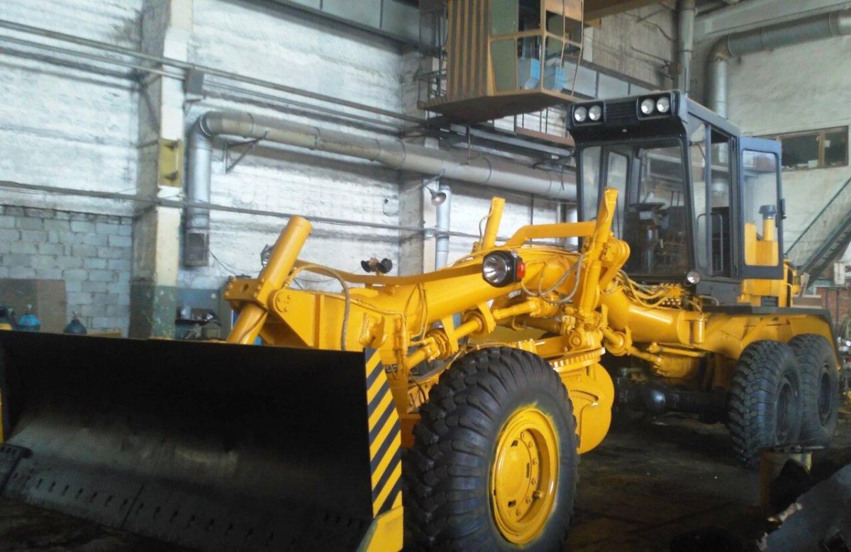 Автогрейдер ДЗ-98