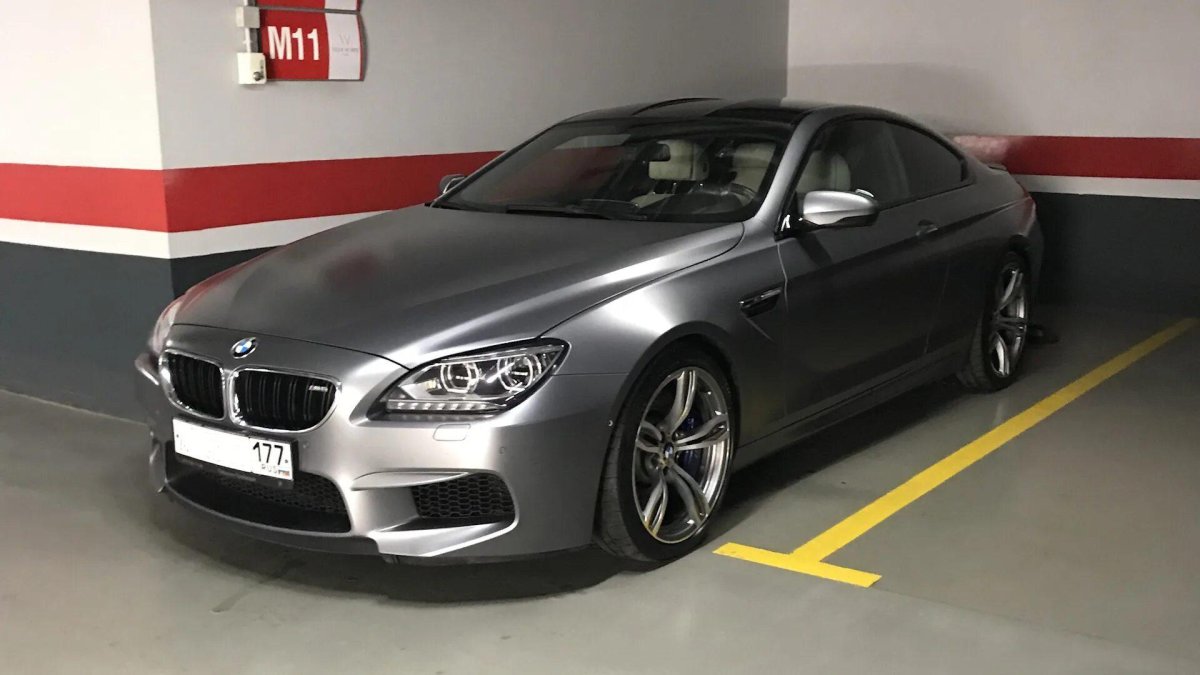 BMW m6 f12 черный