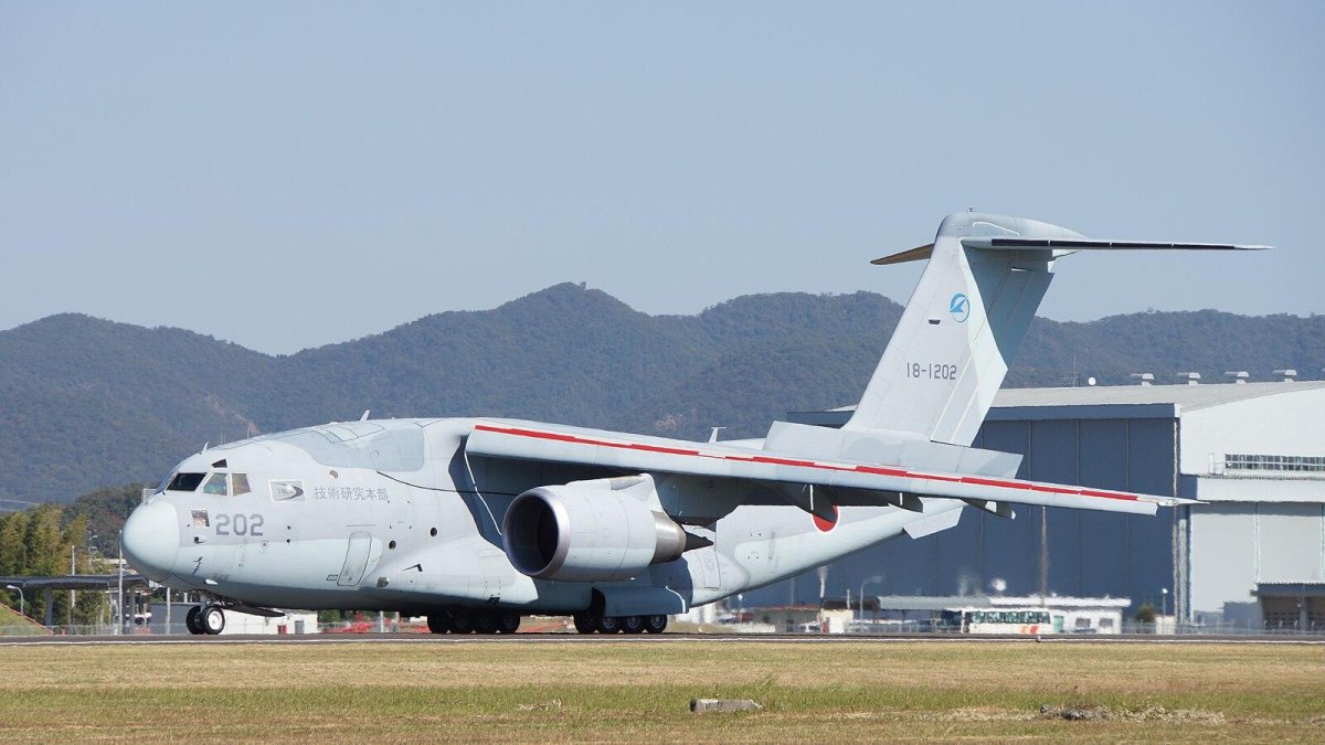 Kawasaki c-2 транспортный самолет