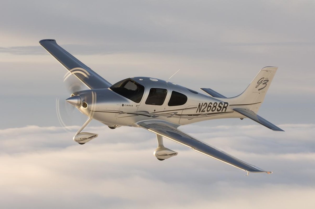 Cirrus sr22