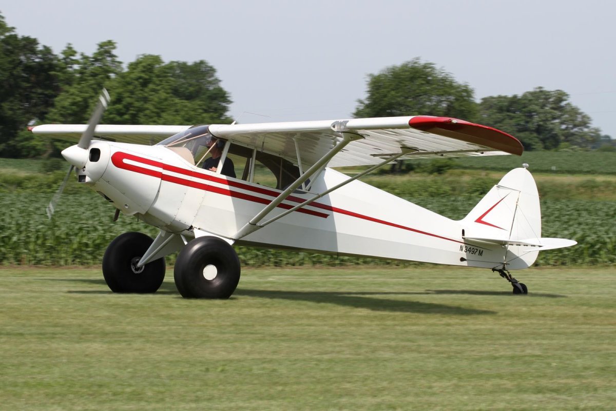 Piper pa-12 super Cruiser