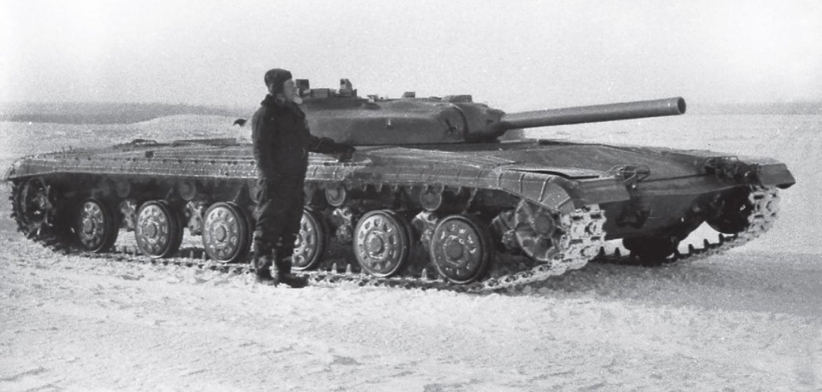 Ракетный танк объект 775