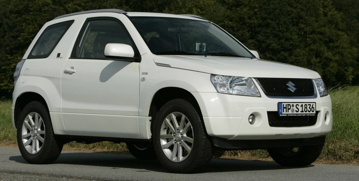 Сузуки Грант Витаро White