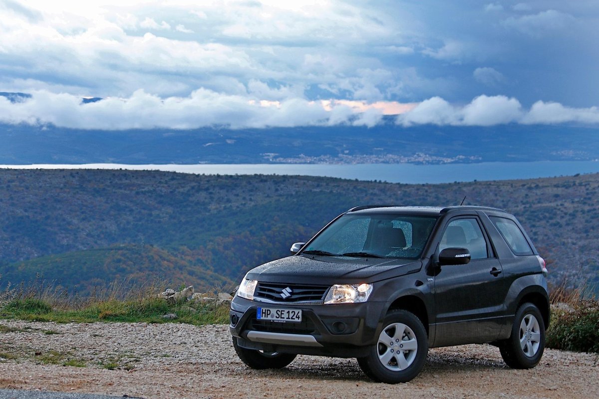Suzuki Grand Vitara 3 дверный