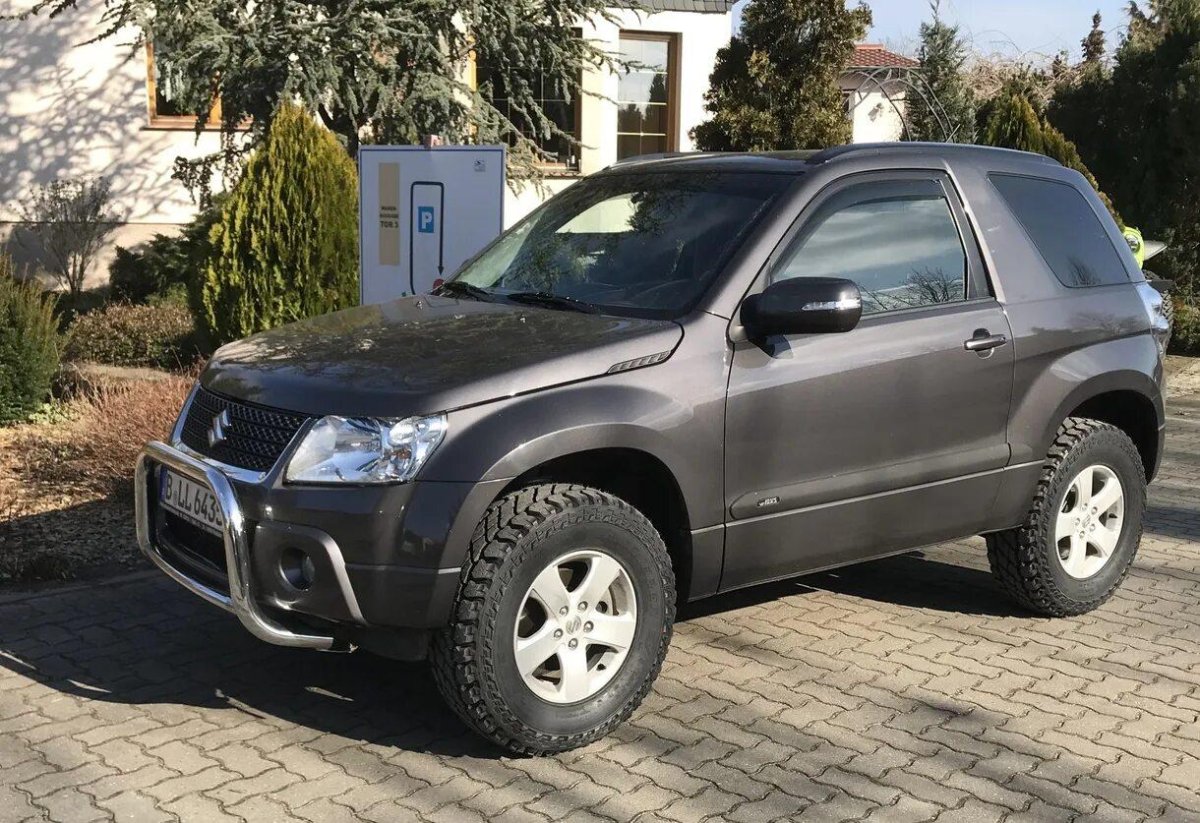 Suzuki Grand Vitara 2005-2015