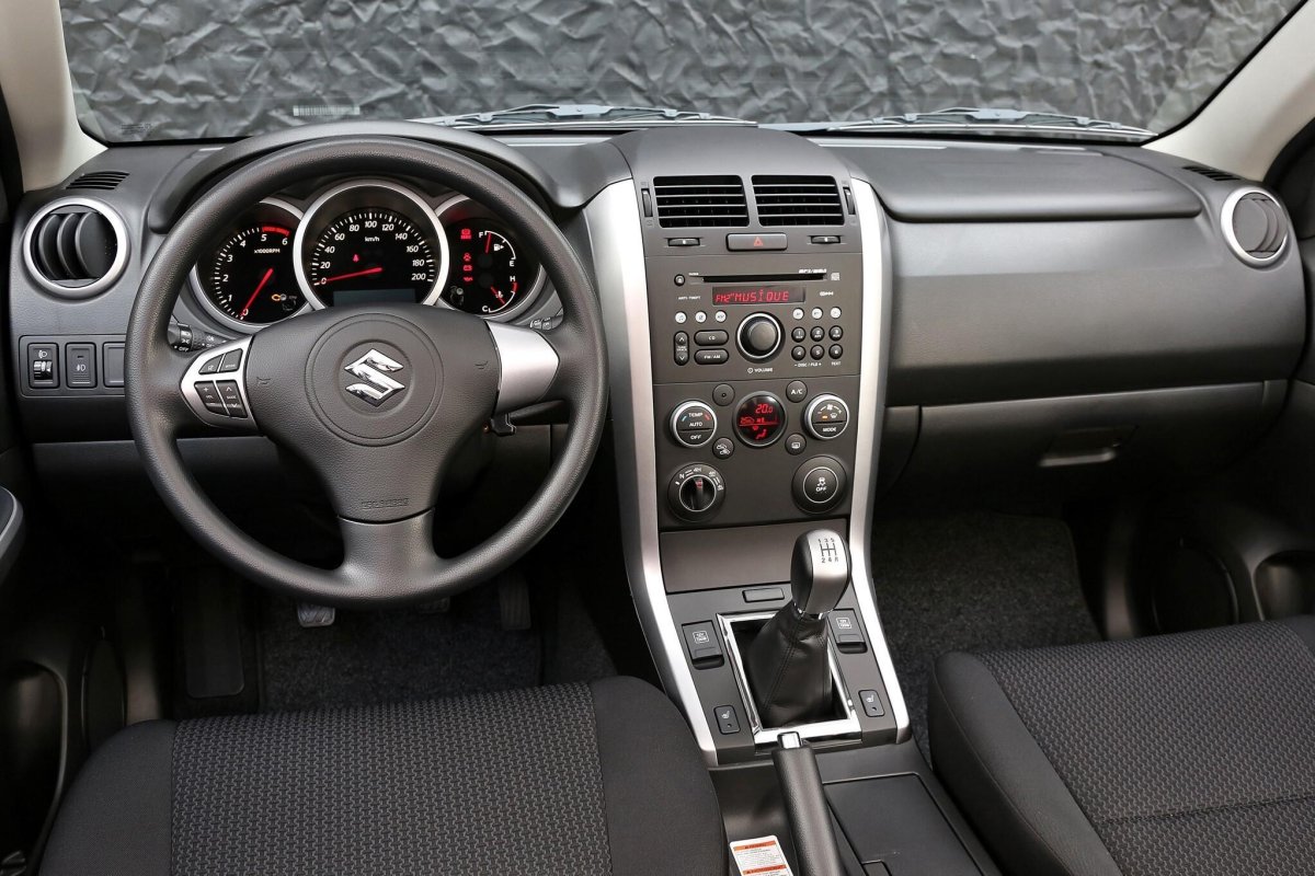 Suzuki Grand Vitara 2012