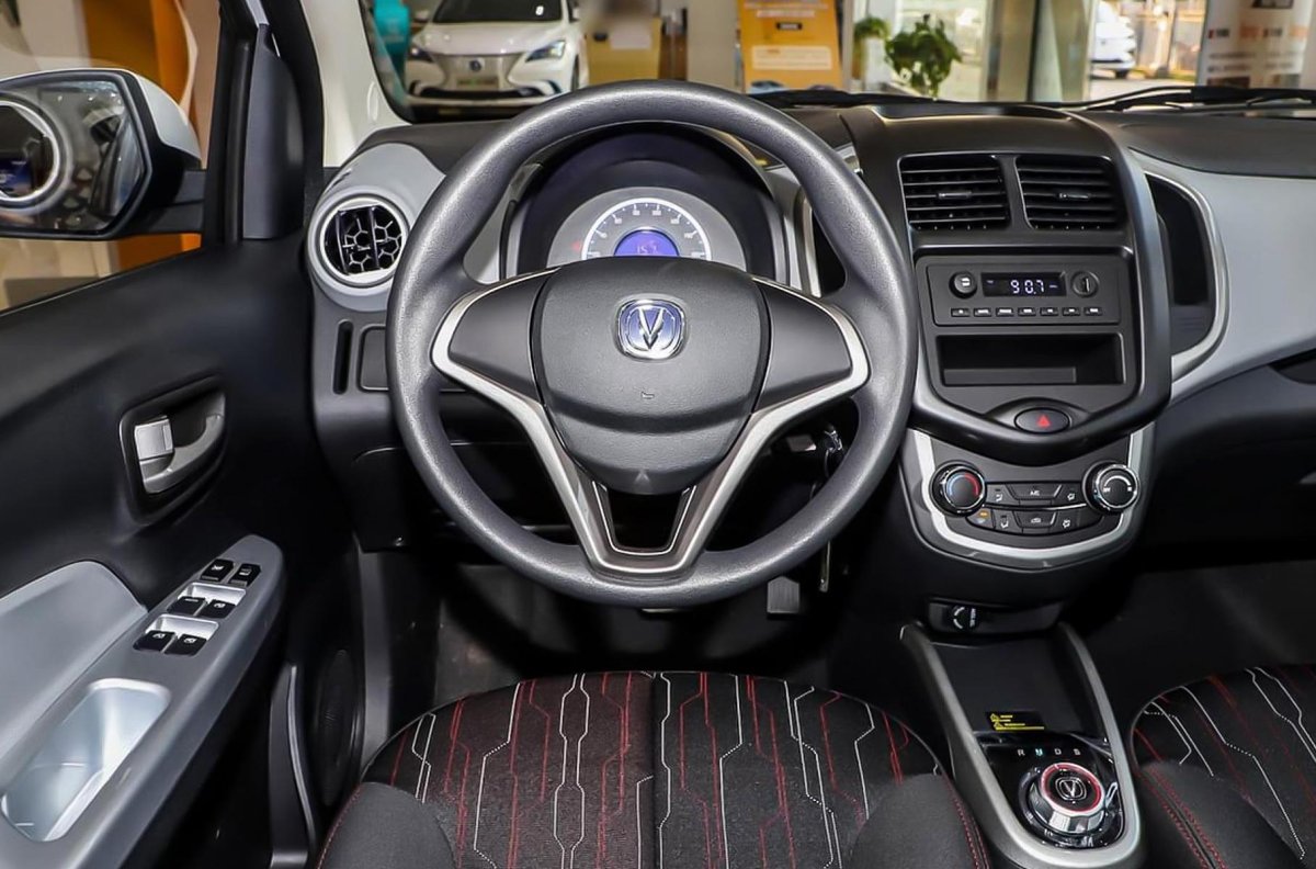 Электромобиль Changan Benben e-Star