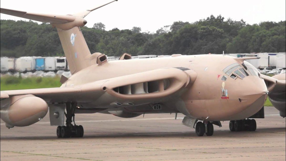 Handley Page Victor