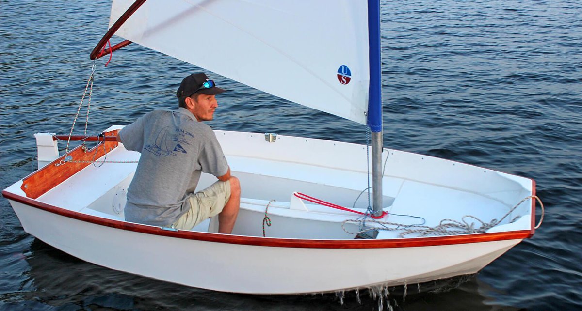 Швертбот 470