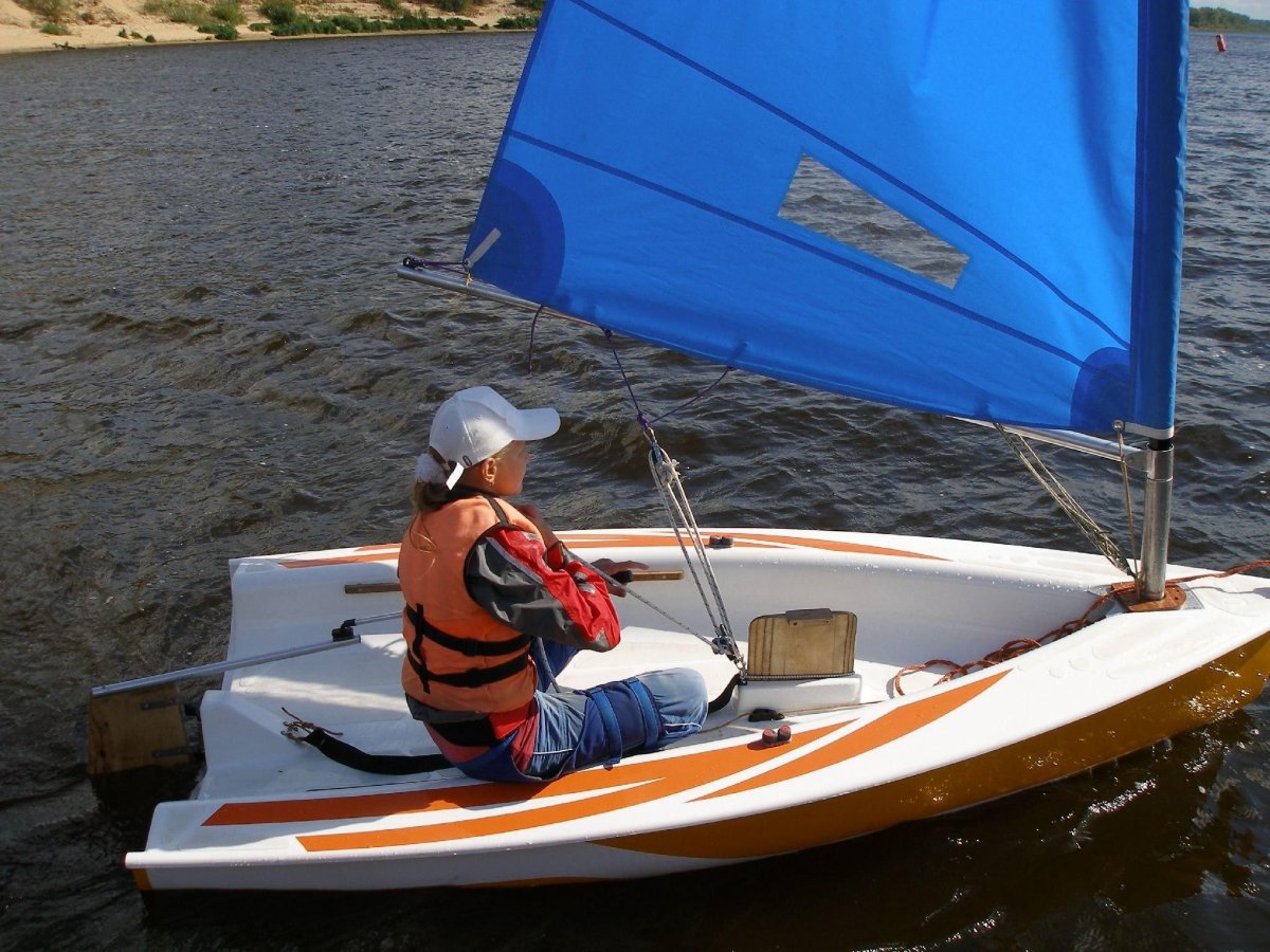 Швертбот ракета 270