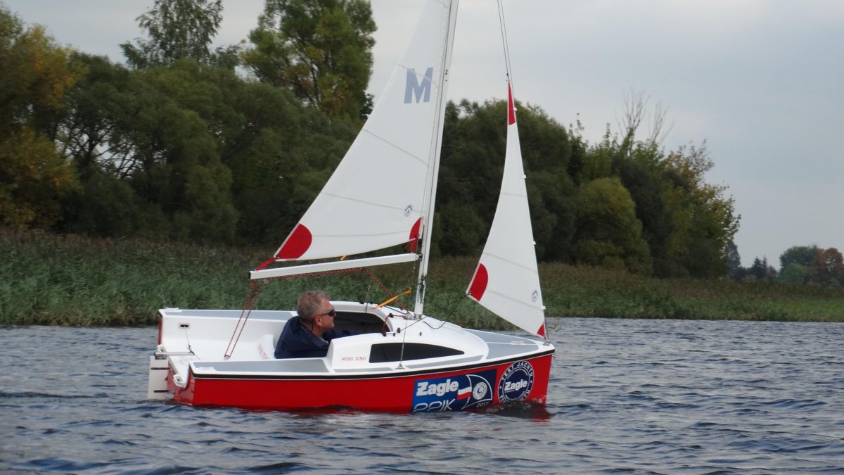 Mini 230 швертбот