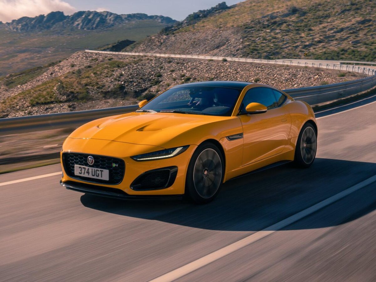 Jaguar f Type 2021