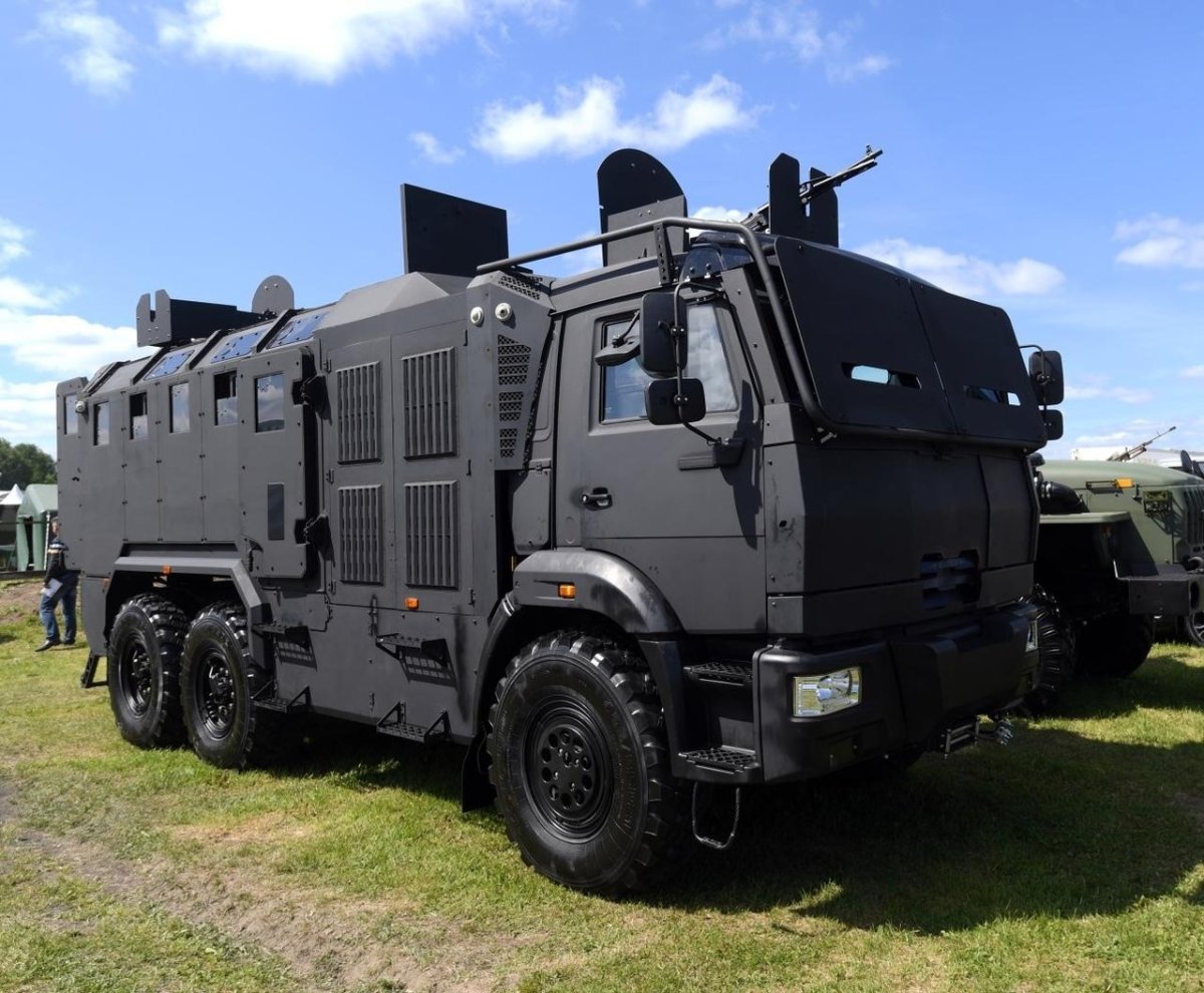 Горец ССН бронеавтомобиль