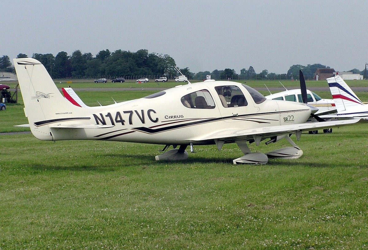 Cirrus sr22