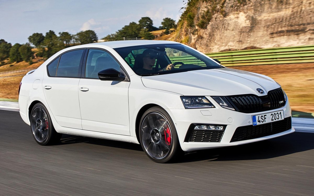Skoda Octavia RS 245