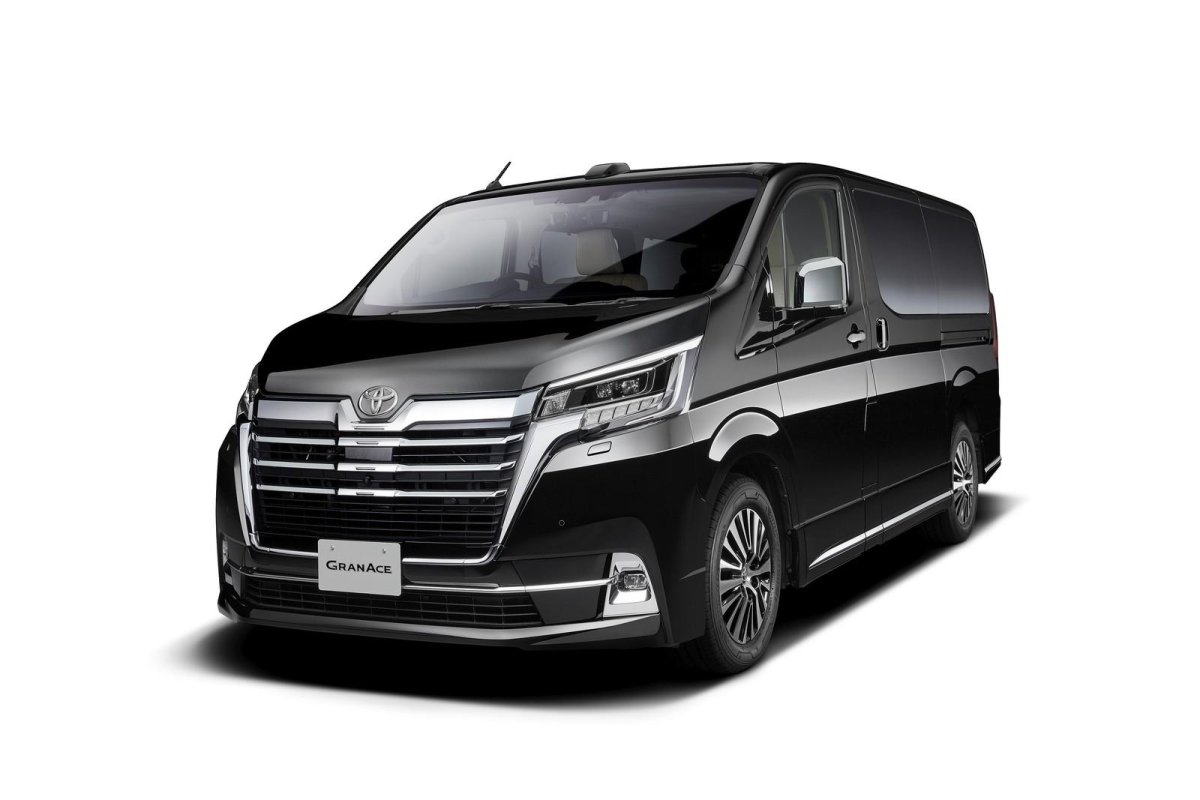Тойота Granace 2020