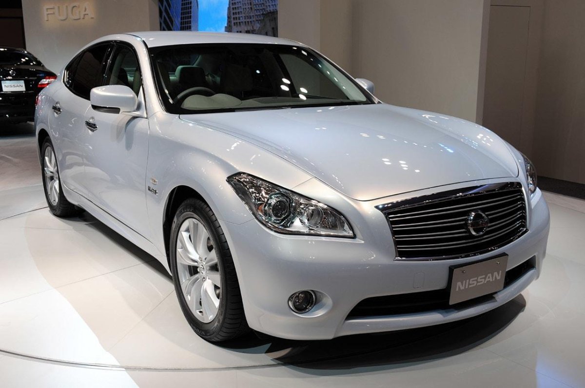 Nissan Fuga 2010