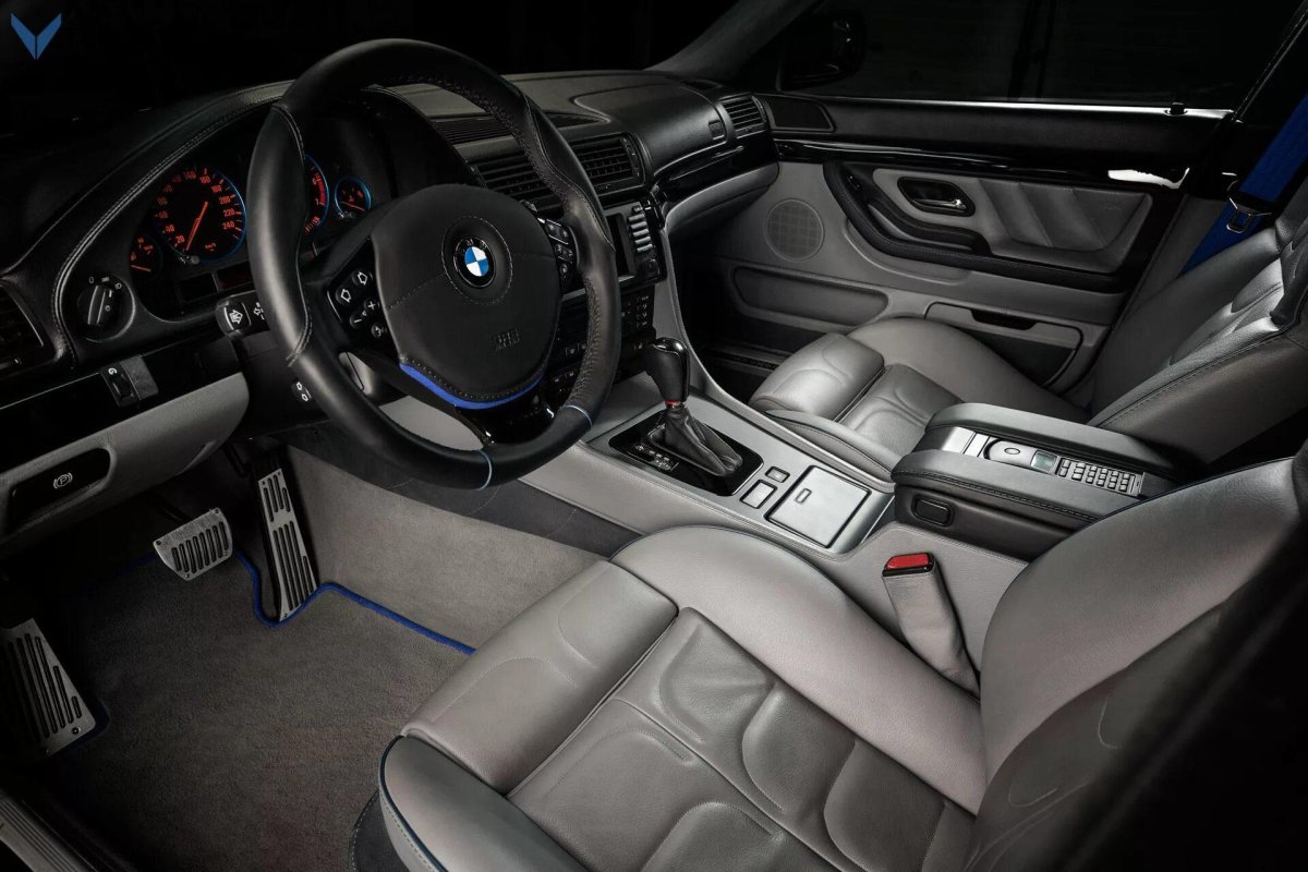 BMW 750i e38 салон