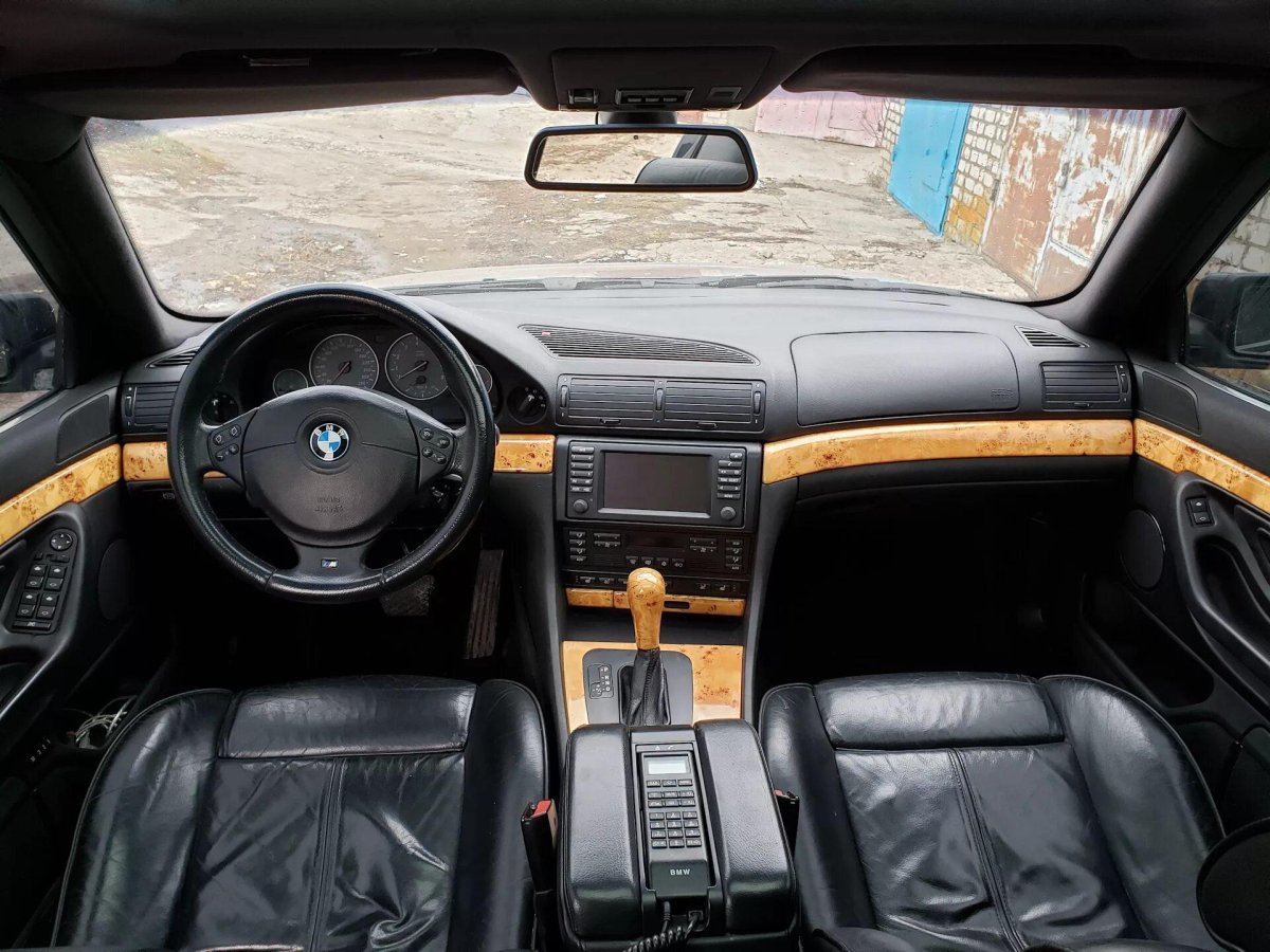BMW 7 1997 салон