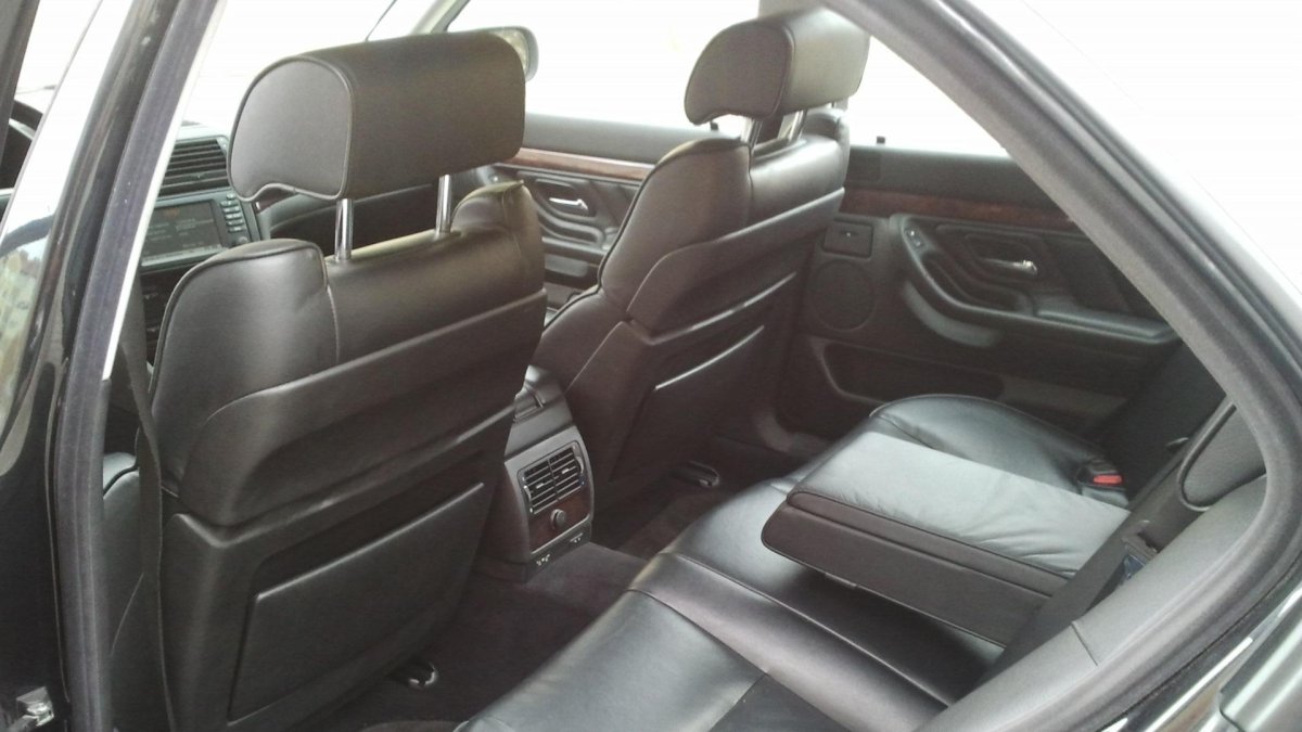 БМВ 7 е38 салон сзади