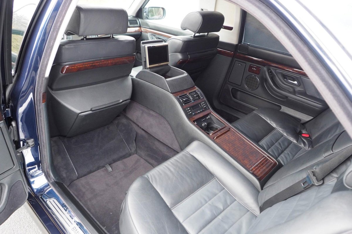 БМВ е38 750 Лонг