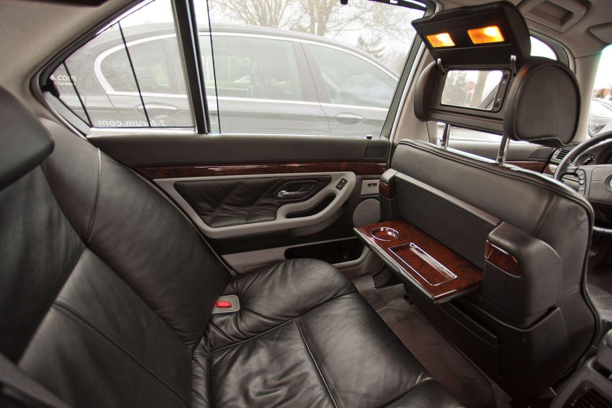 БМВ е38 Лонг салон