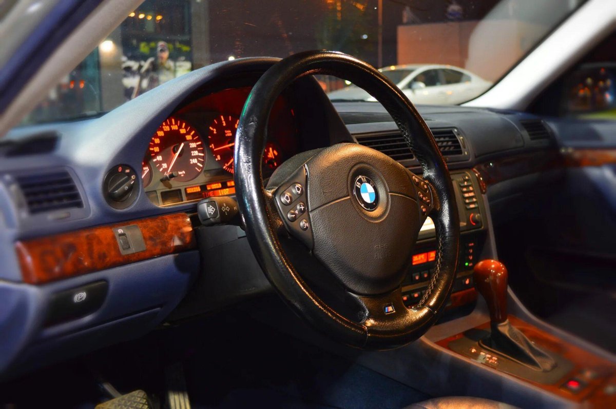 BMW 7 Series e38 салон