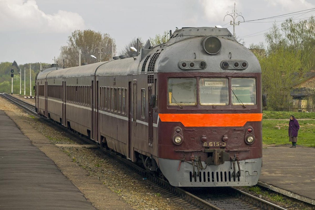 Дизель поезд д1 в Казани