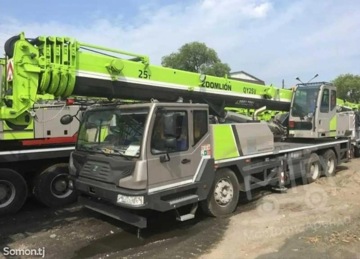 Автокран Zoomlion qy25v