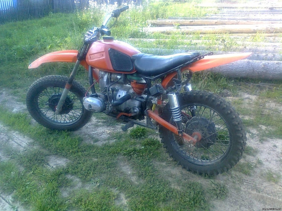 Кроссовый мотоцикл Урал