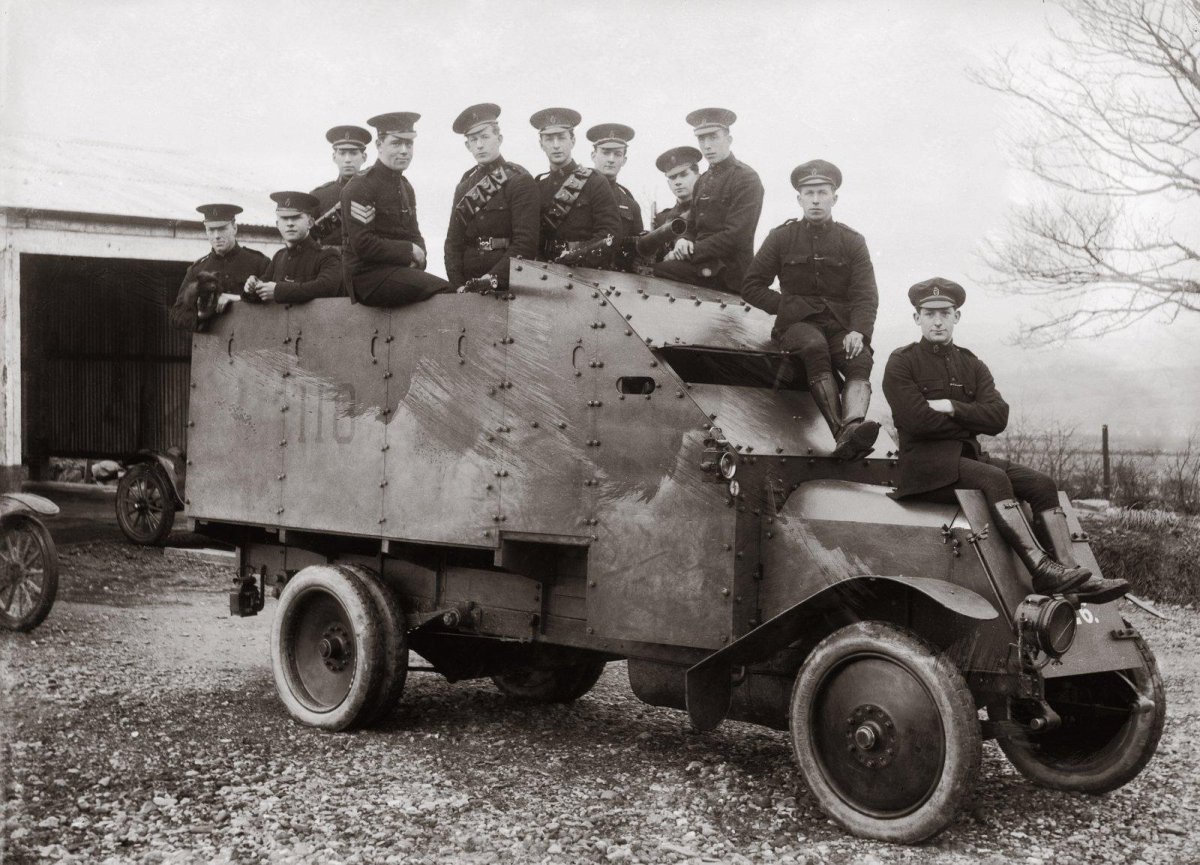 Броневик Гитлера