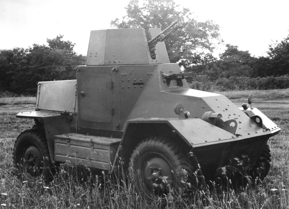 Броневик Morris Salamander.