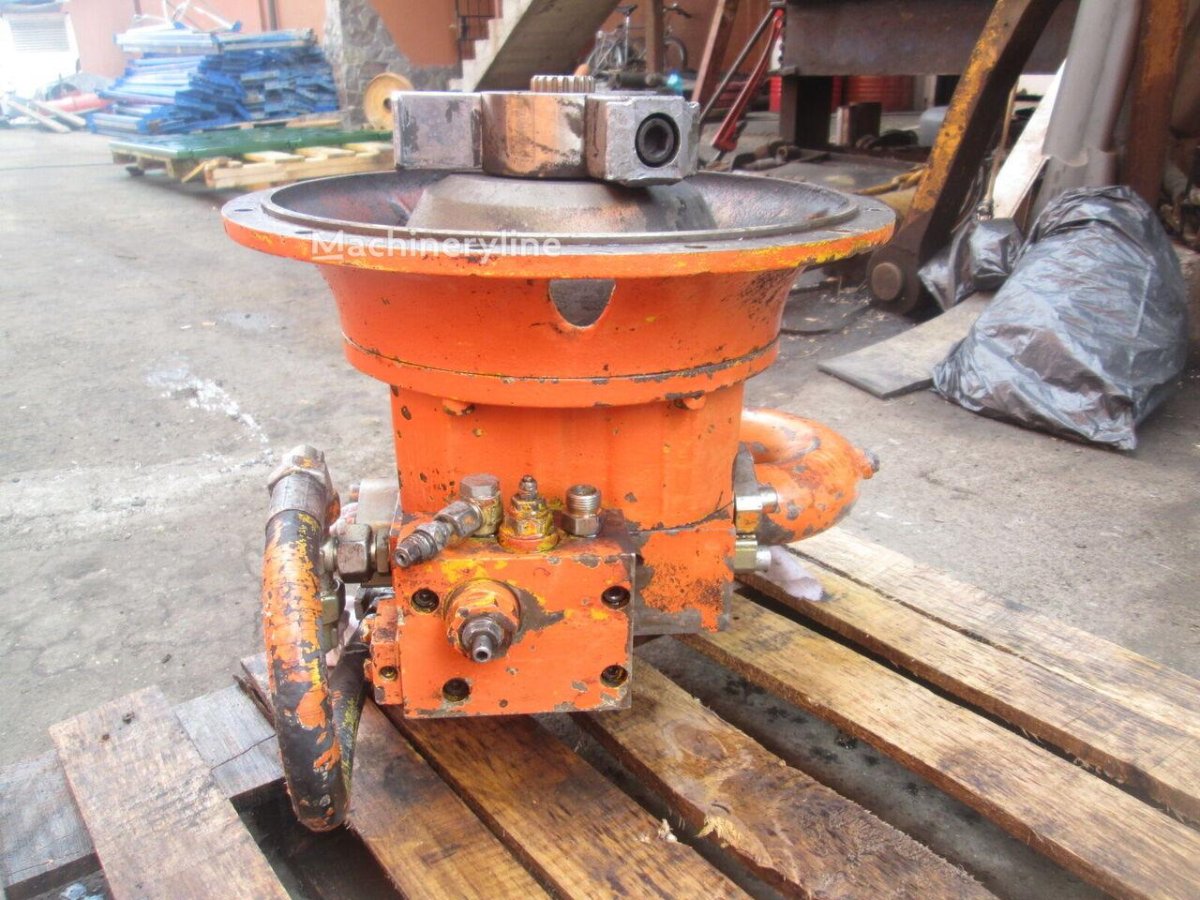 Гидравлический насос экскаватора