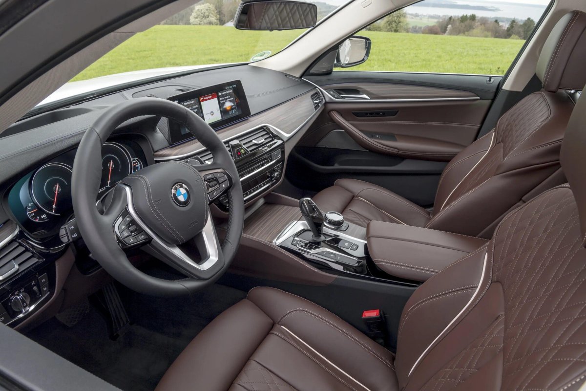 BMW g30 Interior