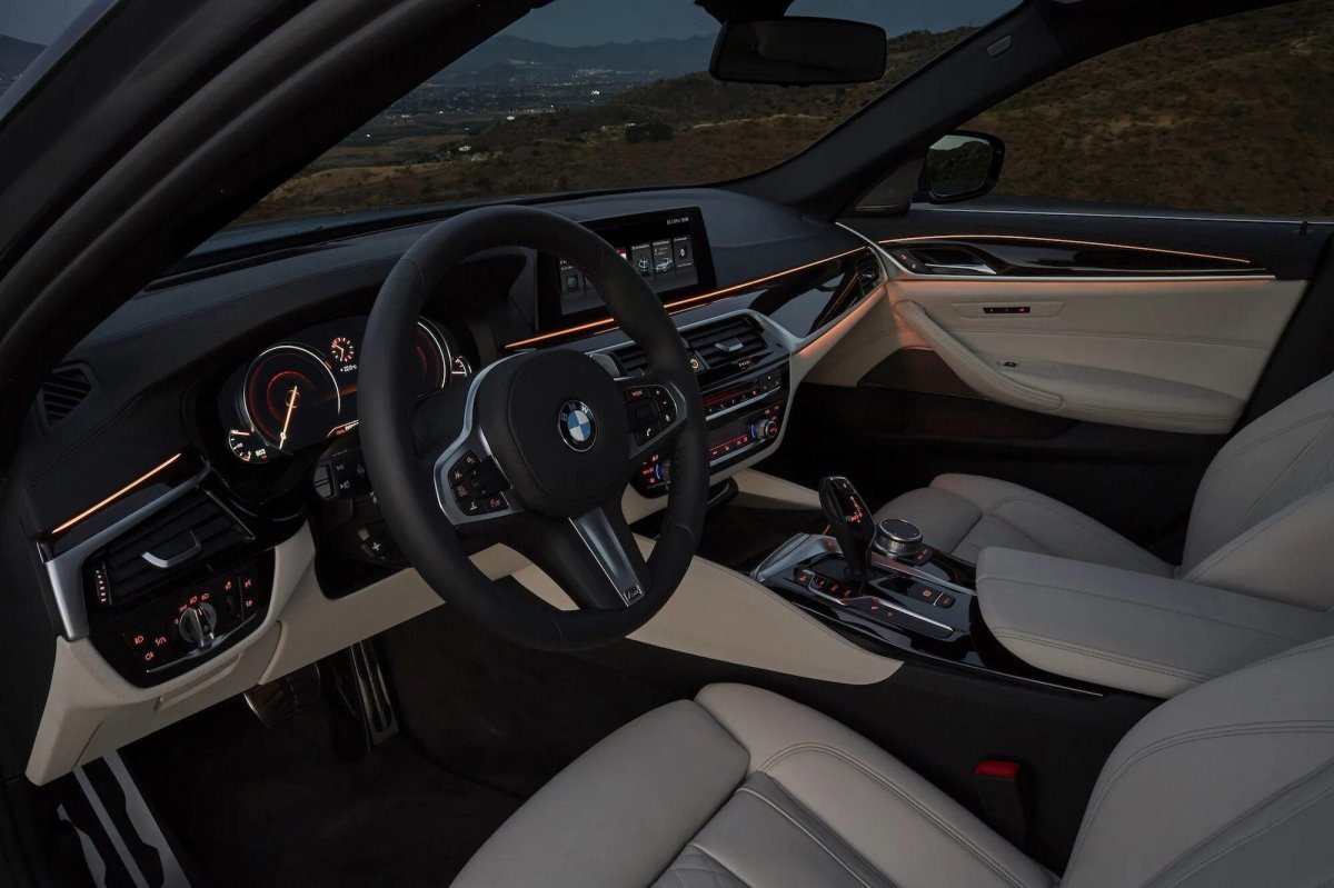 BMW 5 g30 салон