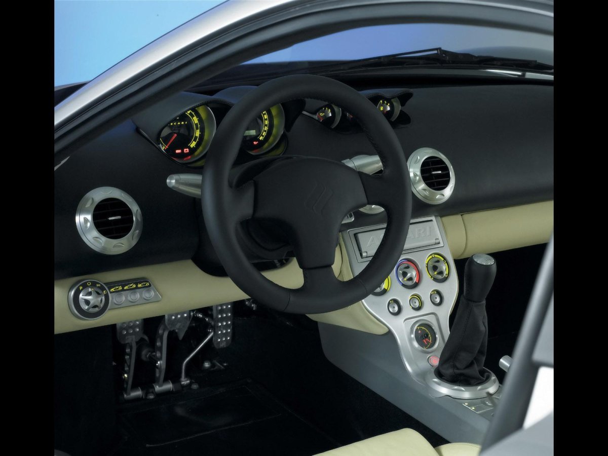 Ascari a10 салон