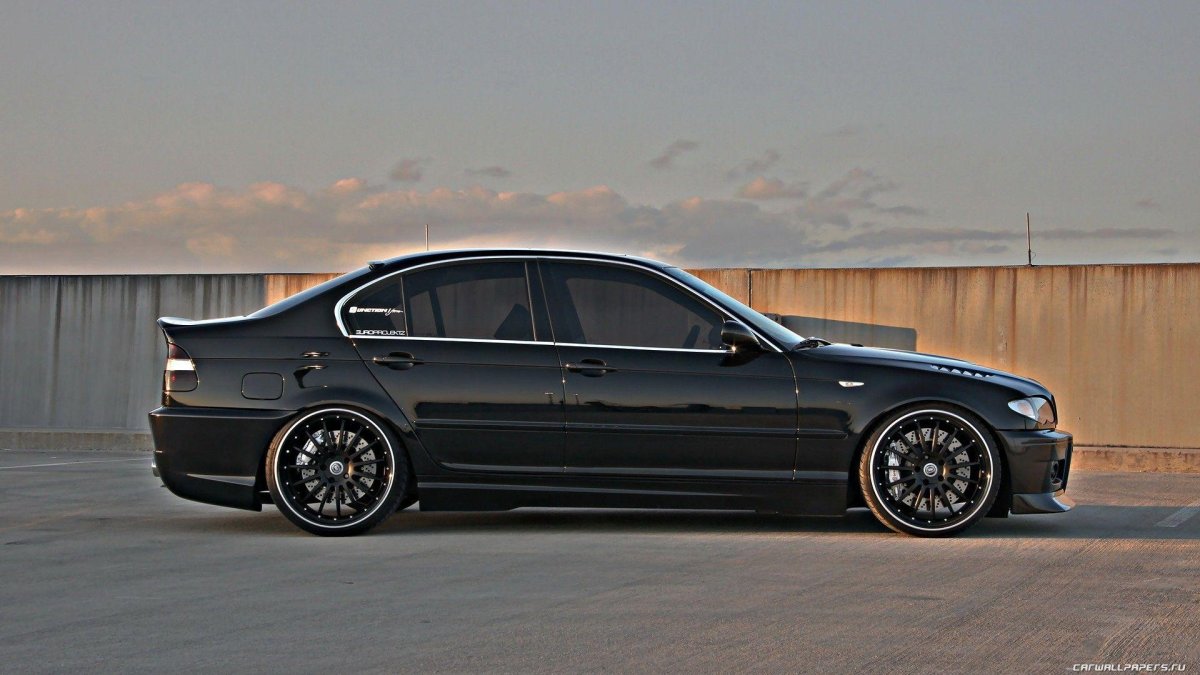BMW e46 Black sedan