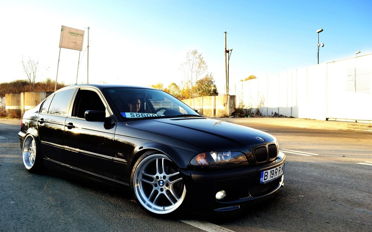 BMW e46 Black sedan
