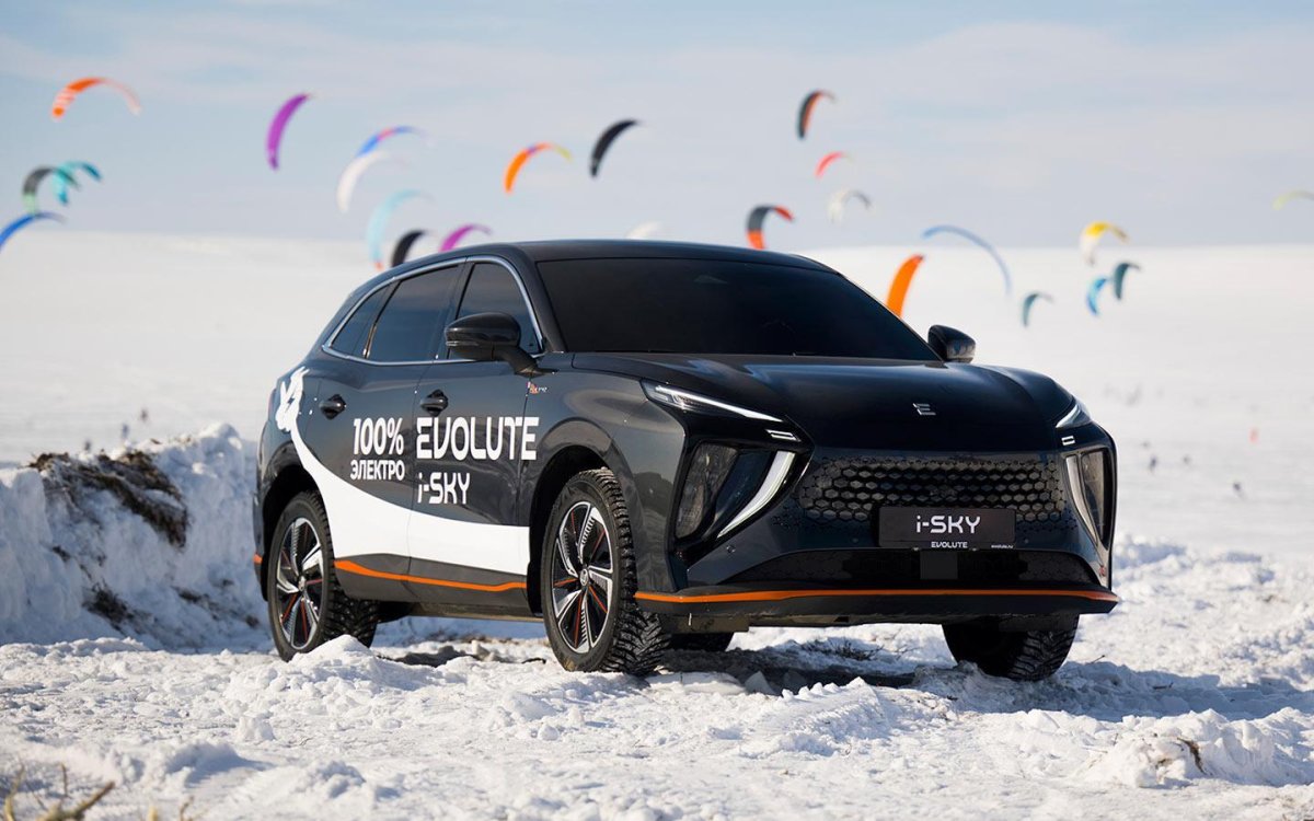 Российский электромобиль evolute