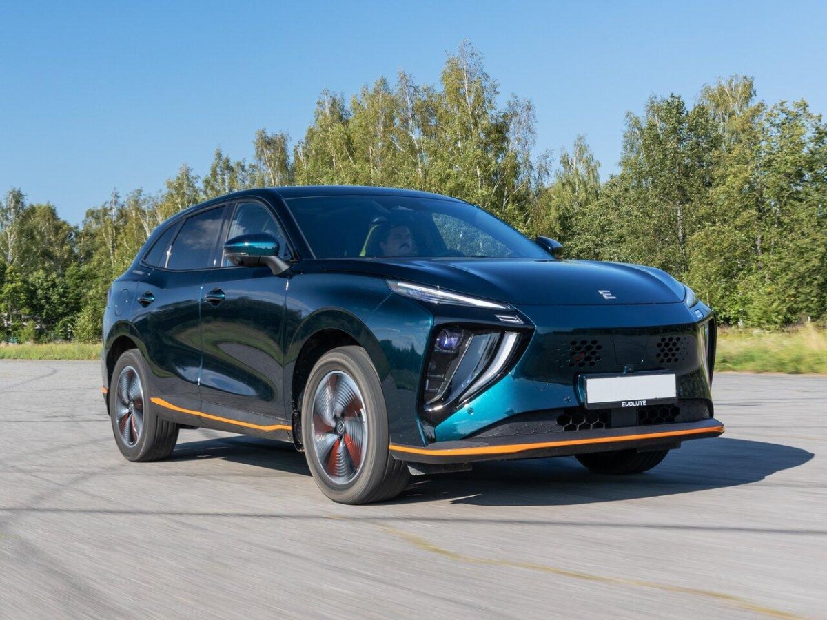 I-Sky электромобиль