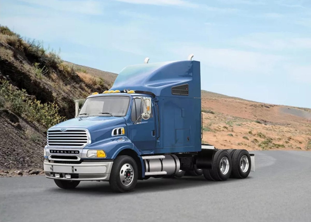 Американские тягачи Стерлинг