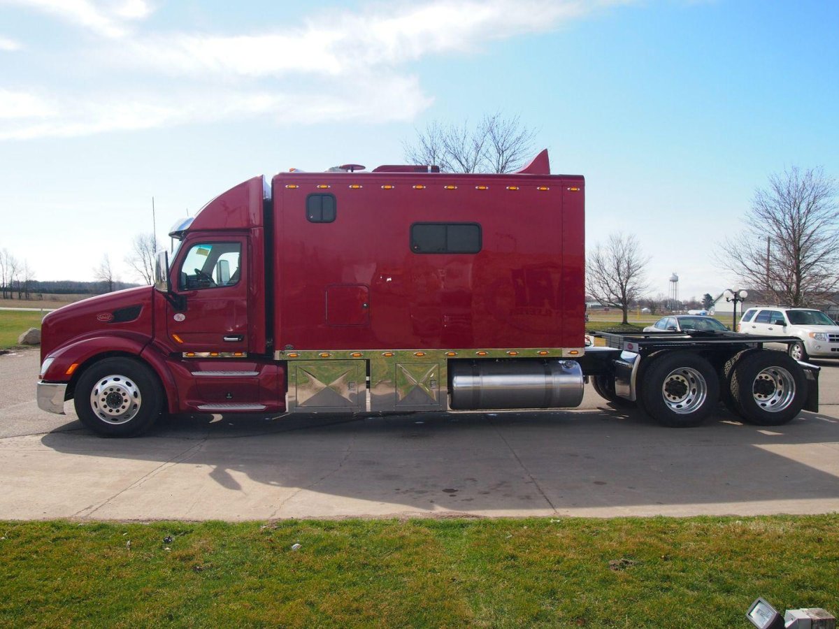 Автодом Петербилт