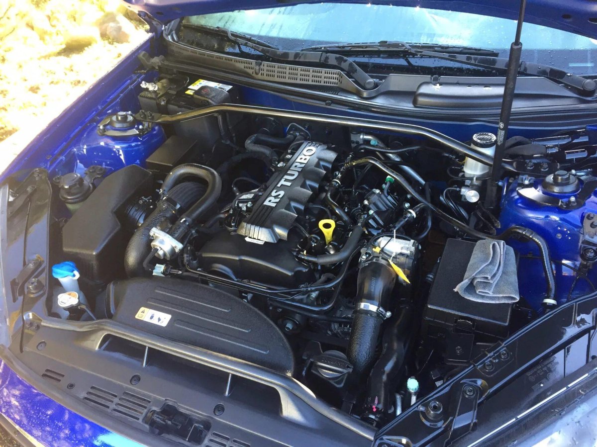 Genesis подкапотка