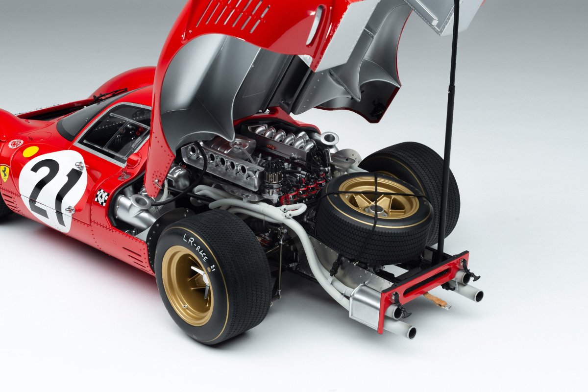 Ferrari 330 p4 le mans 1967